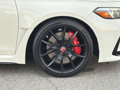 Used 2024 Honda Civic Type R image 40