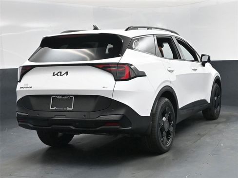 New 2026 Kia Sportage X-Line w/ X-Line Technology Package image 10