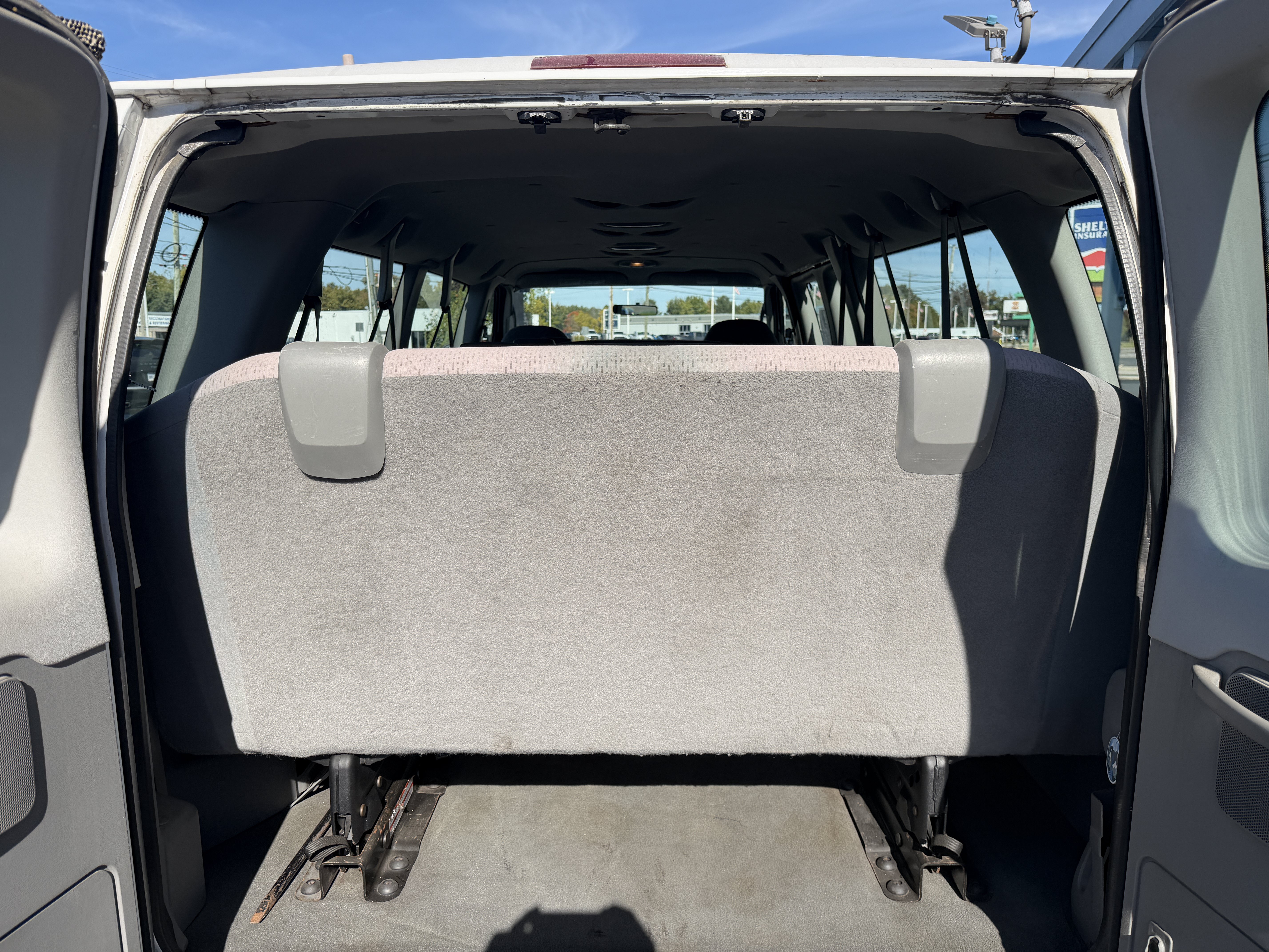 Used 2008 Ford E-350 and Econoline 350 XL RWD image 17