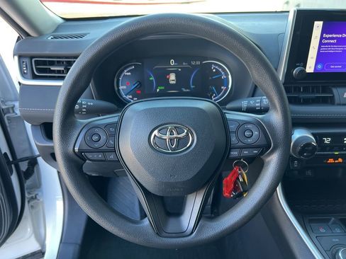 Used 2024 Toyota RAV4 LE image 12