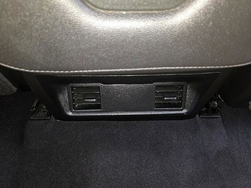 Used 2019 Chevrolet Silverado 1500 Custom Trail Boss w/ Custom Convenience Package image 30