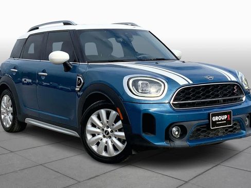Used 2022 MINI Cooper Countryman S w/ Premium Package image 2