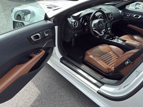 Used 2017 Mercedes-Benz SL 450 image 13