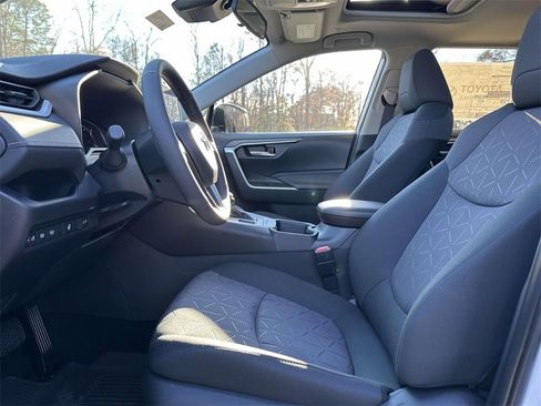 New 2025 Toyota RAV4 XLE image 19
