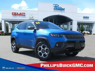 Used 2022 Jeep Compass Trailhawk video 1
