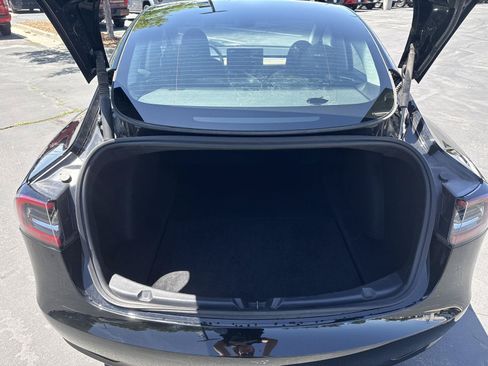 Used 2023 Tesla Model 3 Standard Range RWD image 10