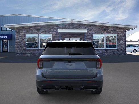 New 2026 Ford Explorer ST-Line w/ ST-Line Street Pack image 5