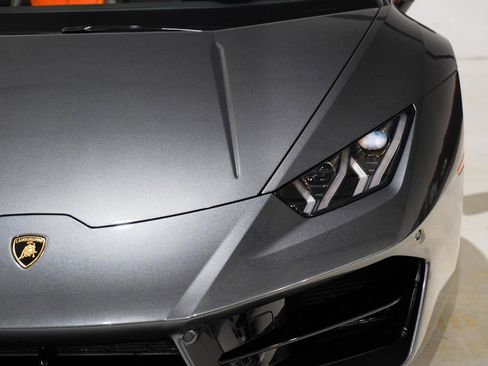 Used 2018 Lamborghini Huracan LP 580-2 image 25