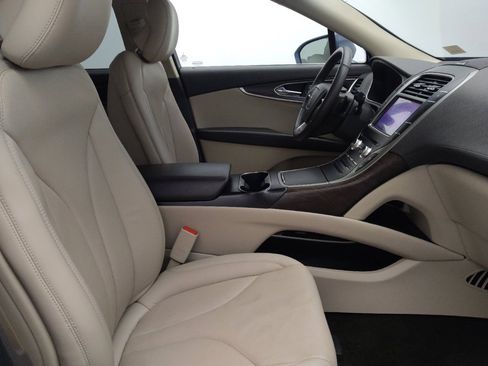 Used 2019 Lincoln Nautilus Reserve AWD/4WD image 21