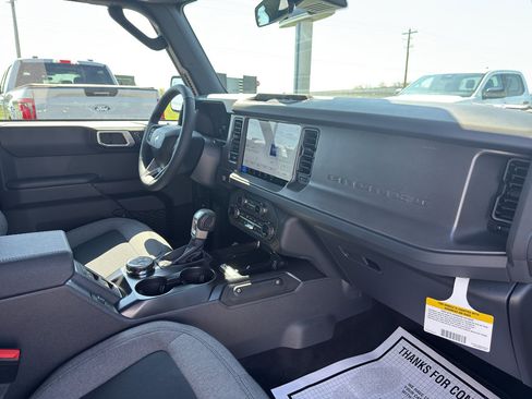 New 2026 Ford Bronco Big Bend AWD/4WD image 12