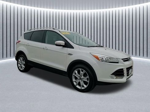 Used 2016 Ford Escape Titanium w/ Equipment Group 301A image 2