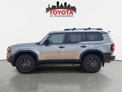 Used 2025 Toyota Land Cruiser w/ Premium Package image 7