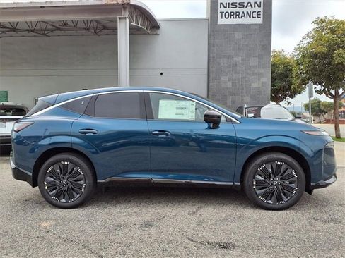 New 2026 Nissan Murano Platinum w/ Cargo Package image 3