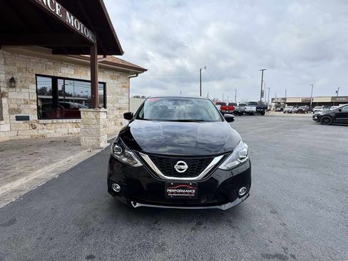 Used 2019 Nissan Sentra SR image 5
