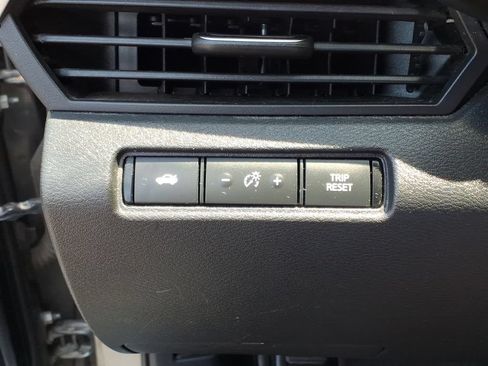 Used 2020 Nissan Altima 2.5 SR w/ Premium Package FWD image 16