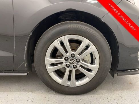 Used 2023 Toyota Sienna XSE w/ XSE Plus Package AWD/4WD image 9