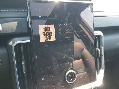 New 2025 GMC Acadia Elevation w/ Elevation Premium Package image 16