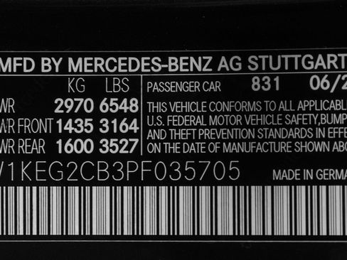 Used 2023 Mercedes-Benz EQE 500 4MATIC Sedan image 45