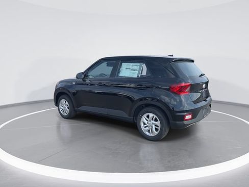 New 2026 Hyundai Venue SE FWD image 6