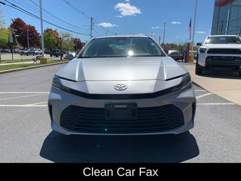 Used 2025 Toyota Camry LE FWD image 9