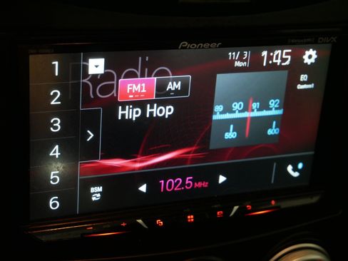 Used 2014 Nissan 370Z Roadster image 22