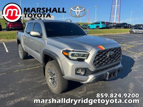 Used 2021 Toyota Tacoma TRD Off-Road w/ Technology Package AWD/4WD image 1