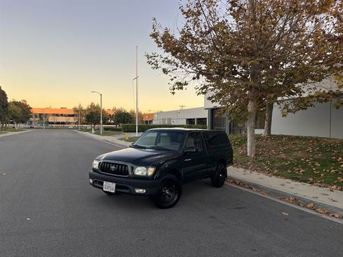 Used 2003 Toyota Tacoma 2WD Regular Cab image 1