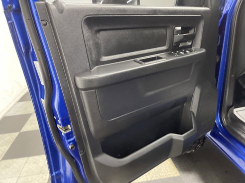 Used 2015 RAM 1500 Express image 10