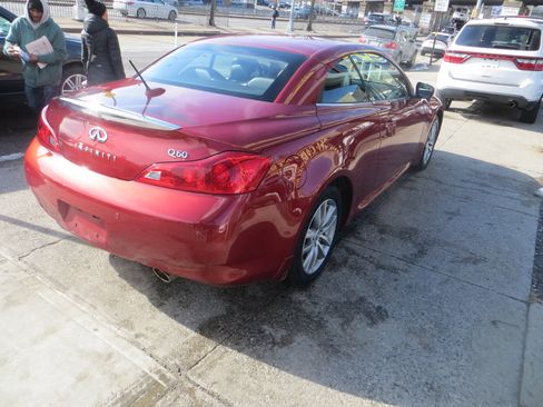 Used 2014 INFINITI Q60 Convertible w/ Premium Package image 31