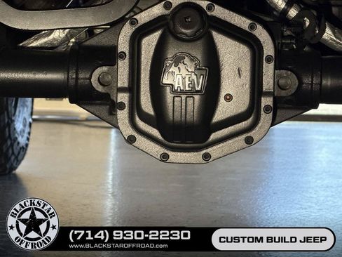 Used 2024 Jeep Wrangler Unlimited Rubicon 392 AWD/4WD image 24