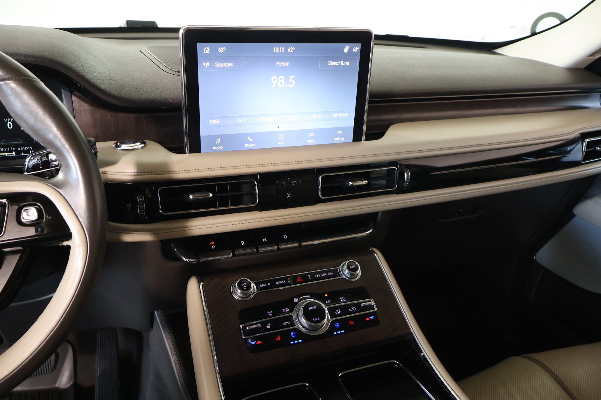Certified 2024 Lincoln Aviator Reserve w/ Equipment Group 201A AWD/4WD image 5