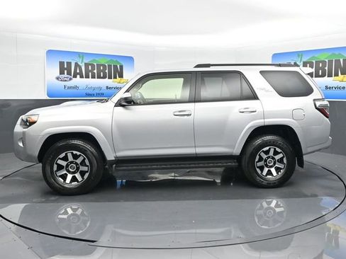 Used 2024 Toyota 4Runner TRD Off-Road image 2