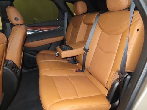 Used 2023 Cadillac XT5 Premium Luxury image 22