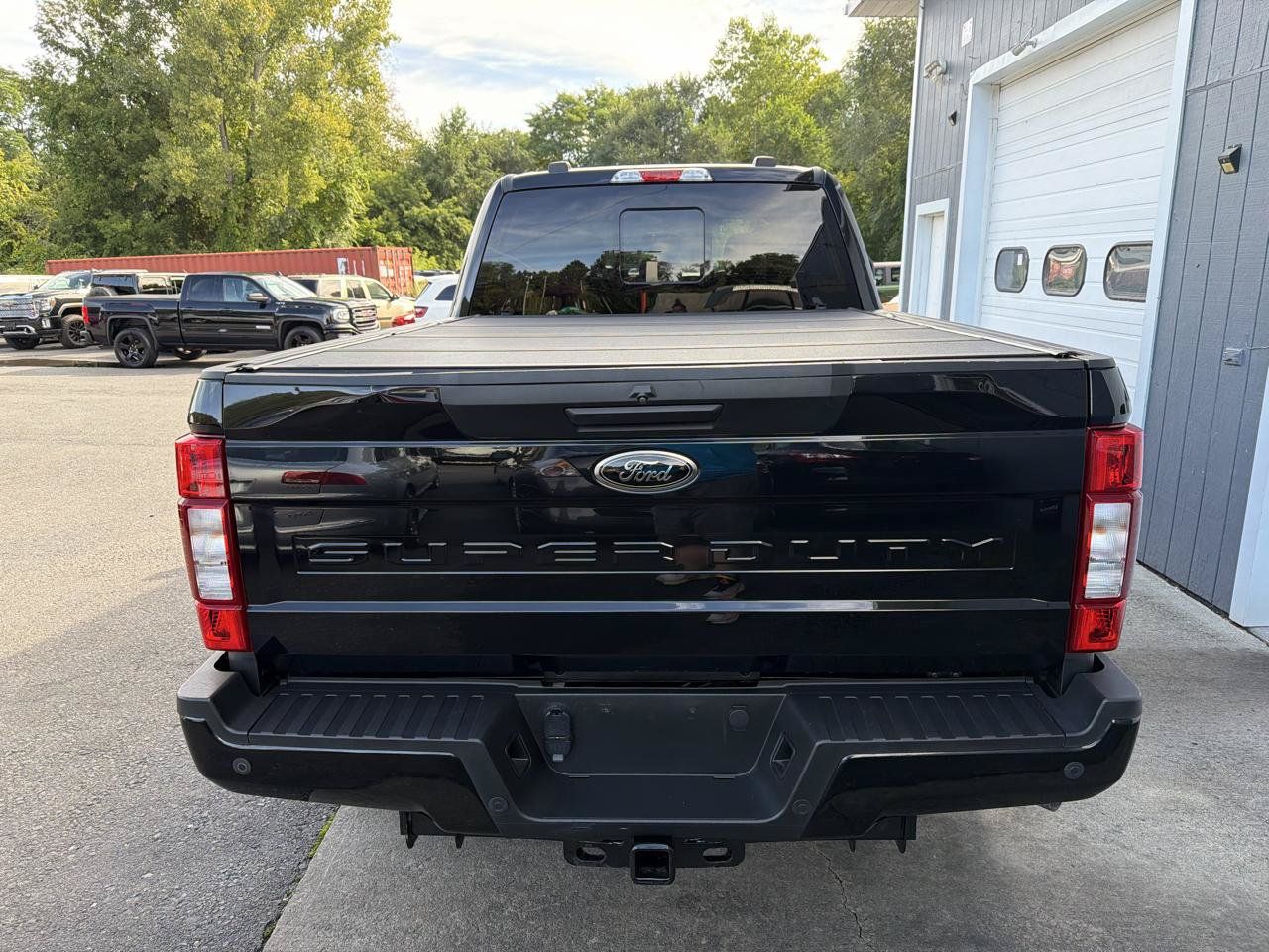 Used 2022 Ford F250 XLT w/ Black Appearance Package AWD/4WD image 5
