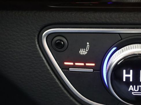 Used 2018 Audi Q5 2.0T Premium Plus w/ Premium Plus Package image 16