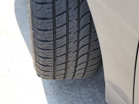 Used 2014 Nissan Altima 2.5 SL w/ Technology Package image 11