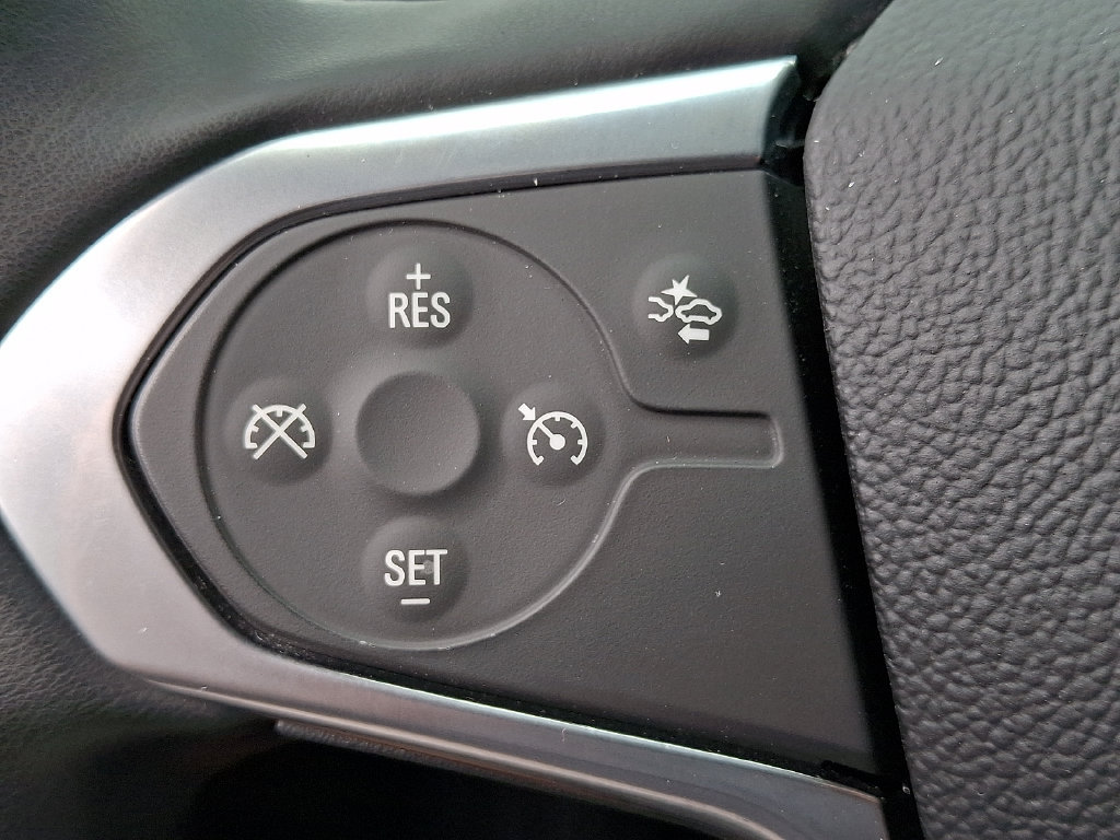 Used 2023 Chevrolet Traverse LT w/ LPO, Floor Liner Package AWD/4WD image 23