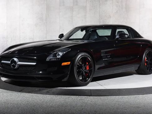 Used 2012 Mercedes-Benz SLS AMG Coupe image 6