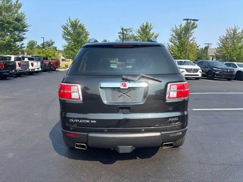 Used 2008 Saturn Outlook XR w/ Carbon Flash Special Edition AWD/4WD image 7