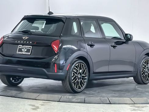 New 2026 MINI Cooper S FWD image 2