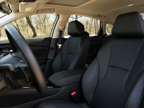 Used 2025 Honda Accord EX-L image 17