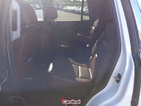 Used 2019 Chevrolet Tahoe Premier w/ Premier Plus Edition image 24