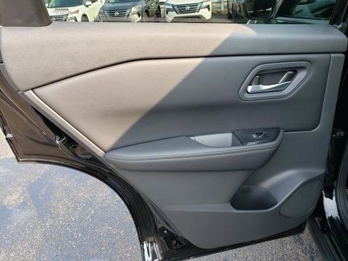 New 2026 Nissan Rogue SV image 18