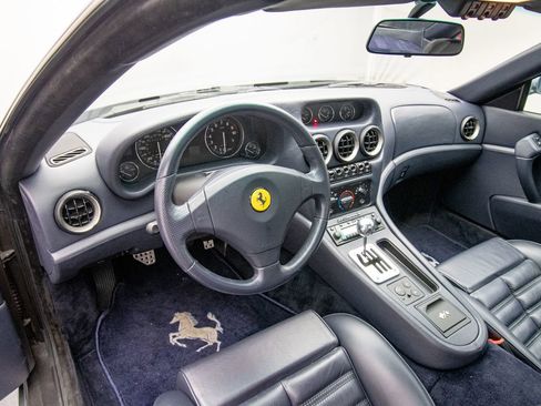 Used 1999 Ferrari 550 Maranello Coupe RWD image 10