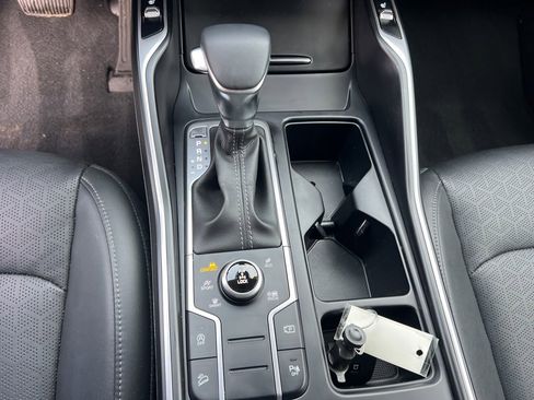 Certified 2023 Kia Sorento S image 16