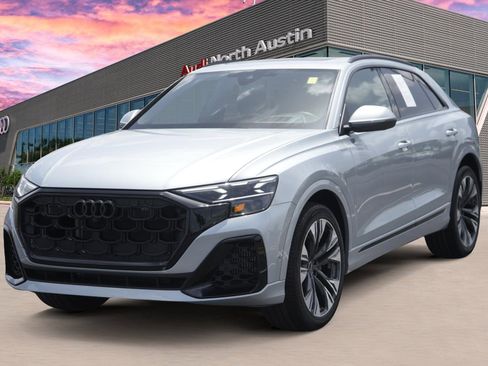 Certified 2025 Audi Q8 Prestige w/ Prestige Package image 6