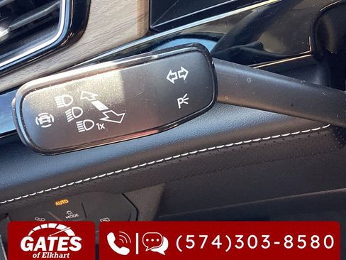 Used 2024 Volkswagen Atlas SE AWD/4WD image 27