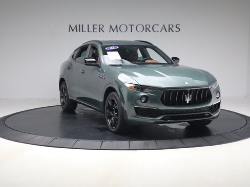 Certified 2022 Maserati Levante GT AWD/4WD image 8