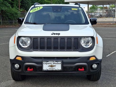 Used 2023 Jeep Renegade Trailhawk AWD/4WD image 2