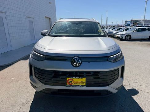 New 2026 Volkswagen Tiguan SE AWD/4WD image 9